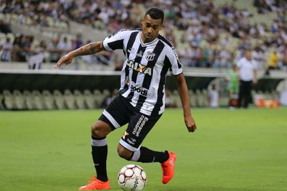 Elton elogia postura do Ceará diante do Palmeiras