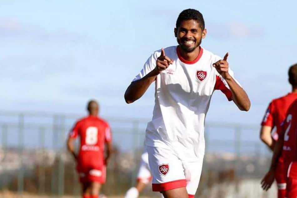 Clube da 3ª divisão paulista gastou mais em contratações do que Vasco e Botafogo no século