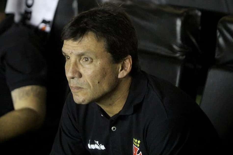 Zé Ricardo não joga a toalha no Vasco: 'Temos chances matemáticas'