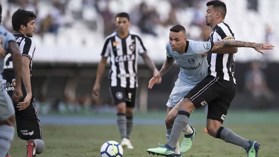 Marcelo Oliveira vê derrota do Grêmio injusta