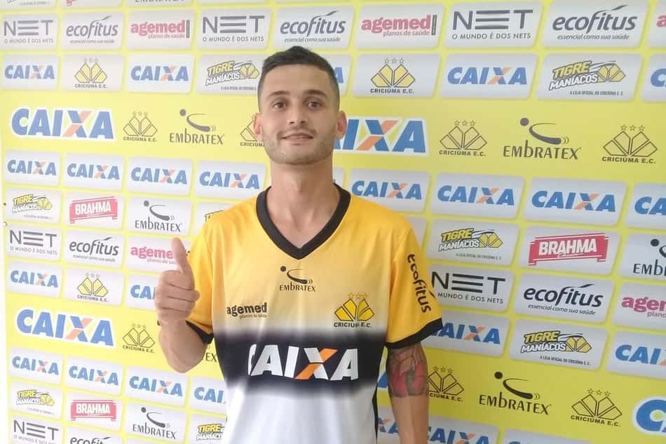 Com o fim dos contratos, Chico e Caio deixam Criciúma no fim de semana