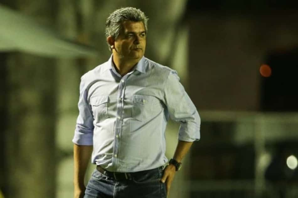 Ney Franco ressalta importância de reforçar o time para temporada