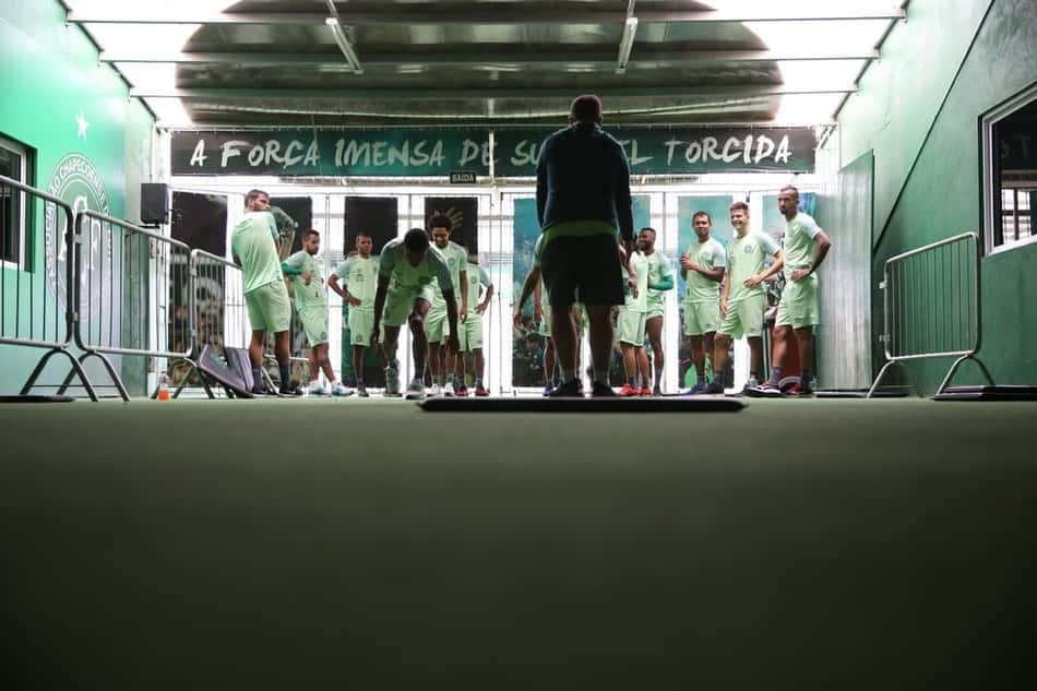 Kleina quer Chape fora do Z-4 antes da parada para Copa do Mundo
