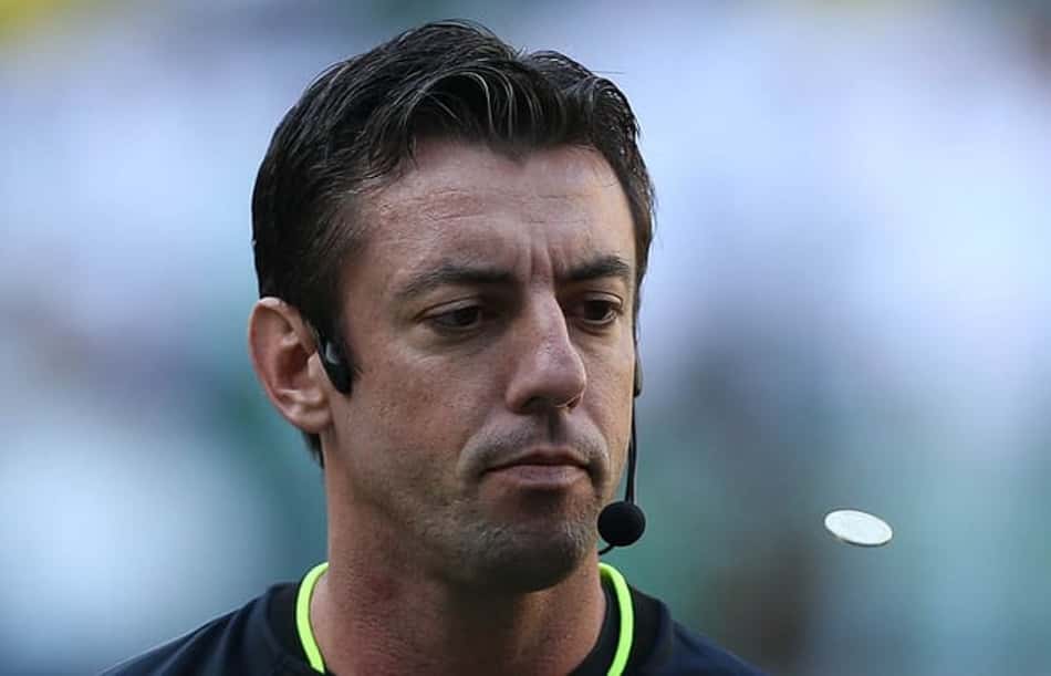 Com Claus no apito, São Paulo espera fim dos erros de arbitragem