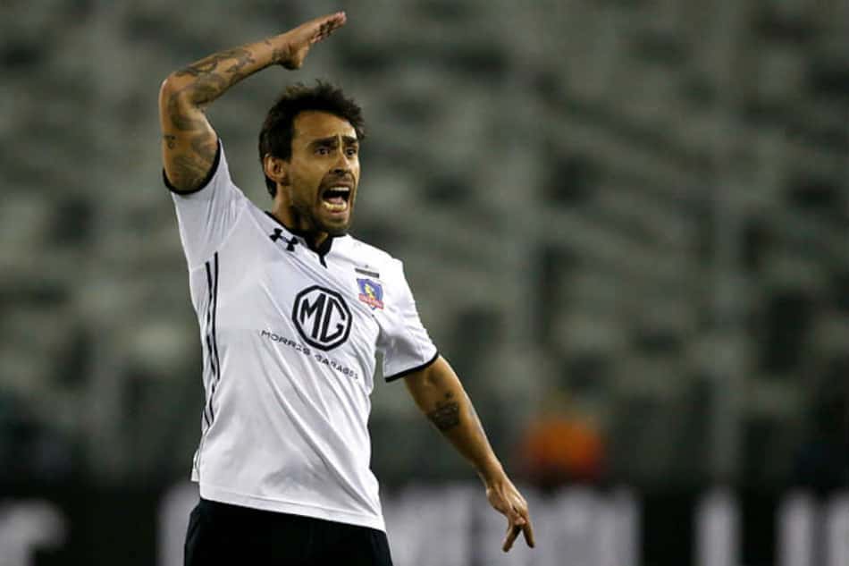 Valdivia pega gancho pesado no Chile e pode sair do Colo-Colo em baixa