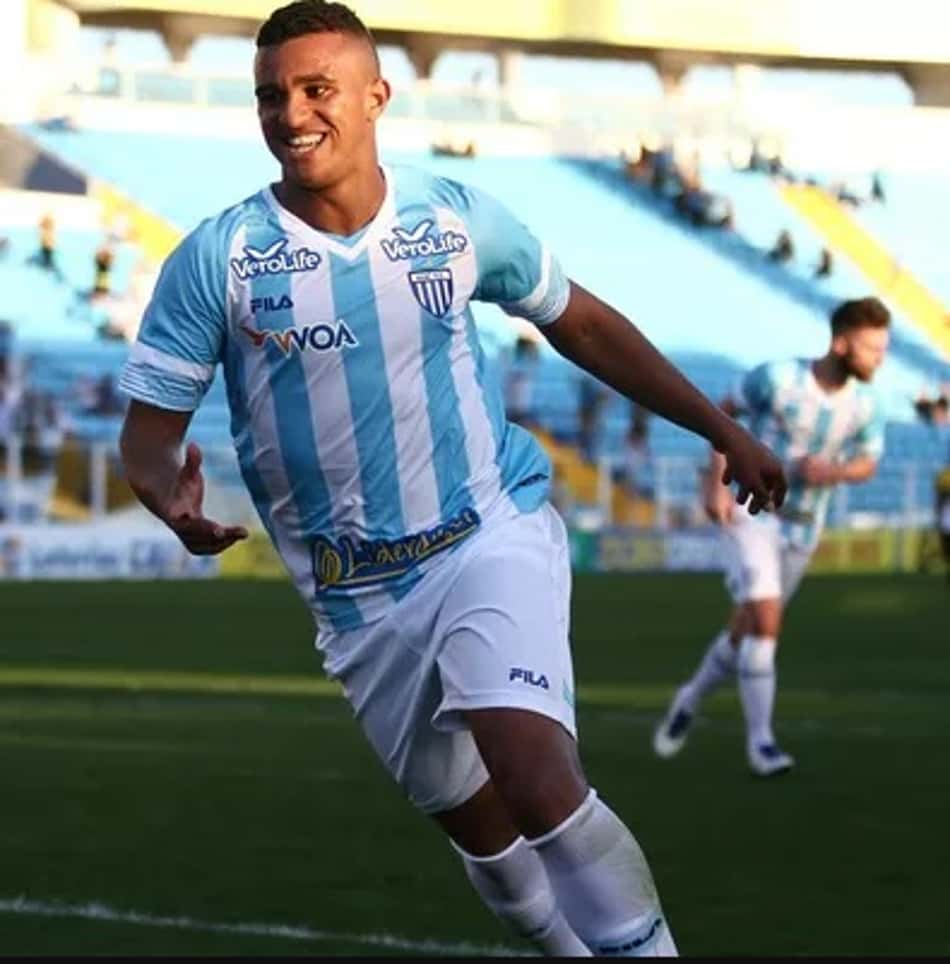 Vice-líder, Avaí tenta emendar sequência de bons resultados