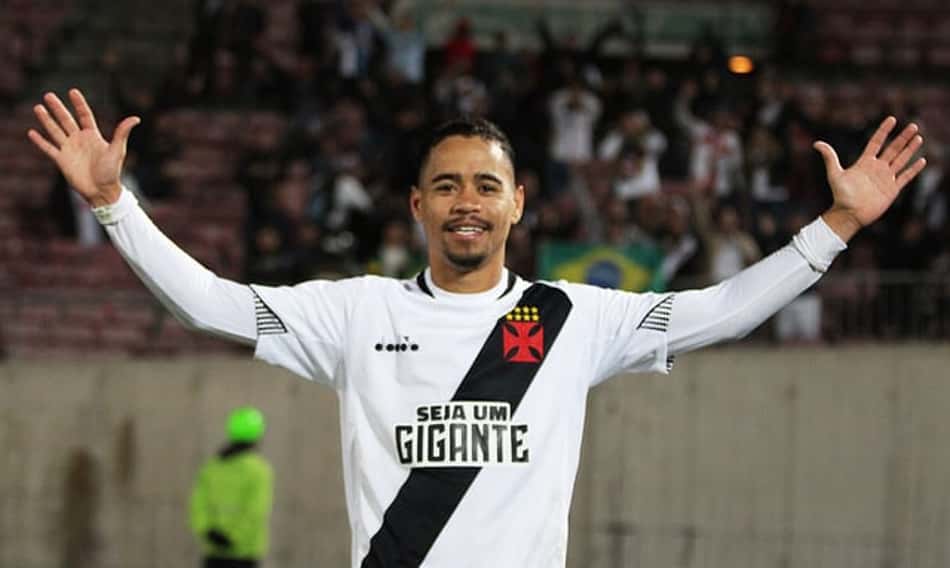 Pikachu comemora vaga do Vasco na 'Sula' e pede desculpas por polêmica