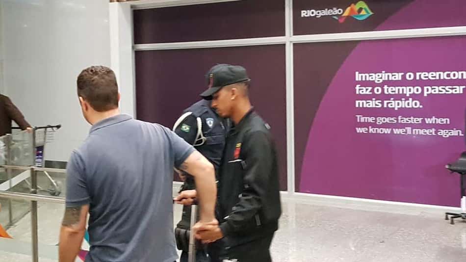 Segundo desembarque do Vasco nesta quarta-feira no Galeão. Confira a seguir outras imagens na galeria do LANCE!