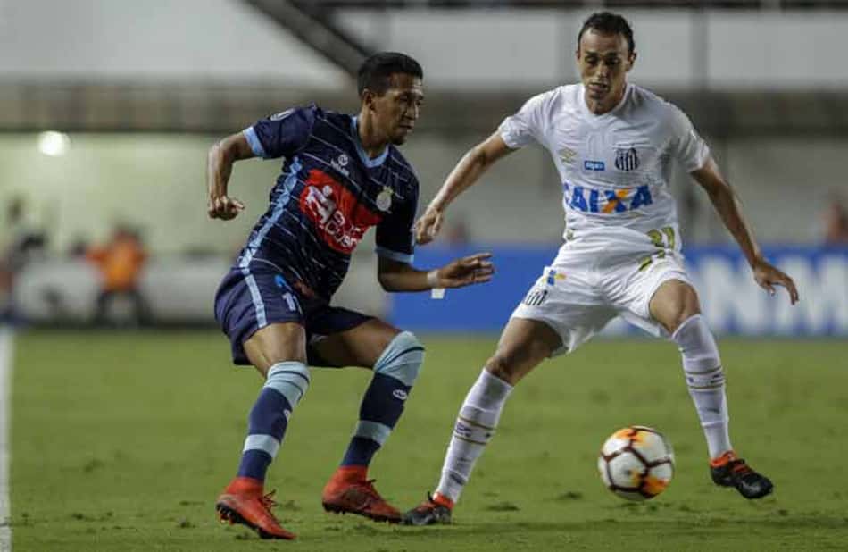 Sem combustível, com sorte: Santos empata, mas lidera na Libertadores