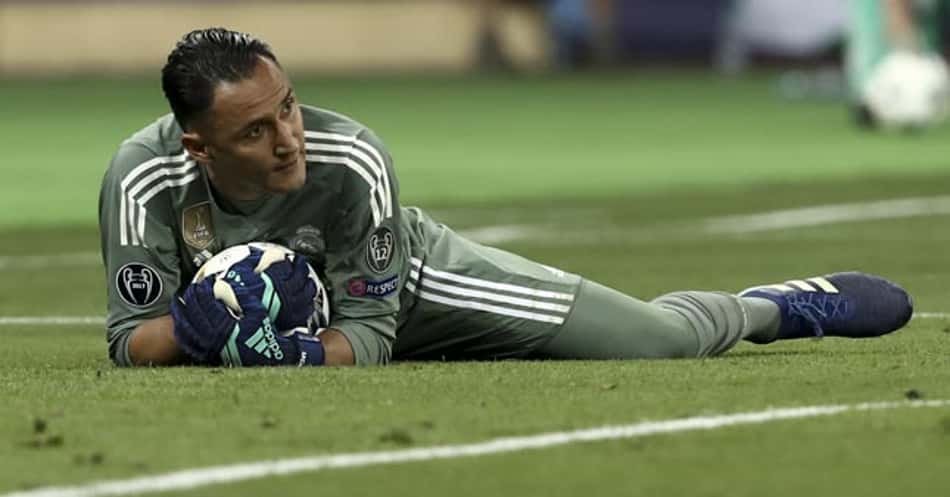 Criticado no Real, Navas comenta falhas de Karius: 'Posição ingrata'
