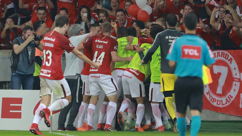 "Loucura ficar sem fazer gol", declarou um aliviado Leandro Damião