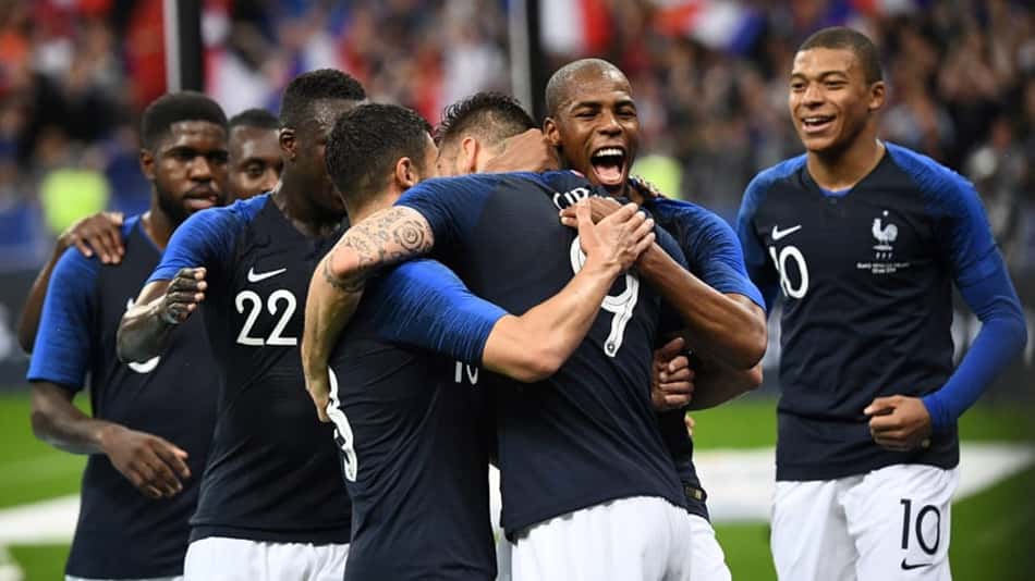 Com amplo domínio, França derrota a Irlanda em amistoso para a Copa