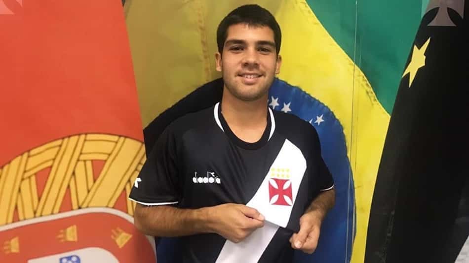 Vasco renova com Dudu, meia do sub-20 que vem treinando com Zé