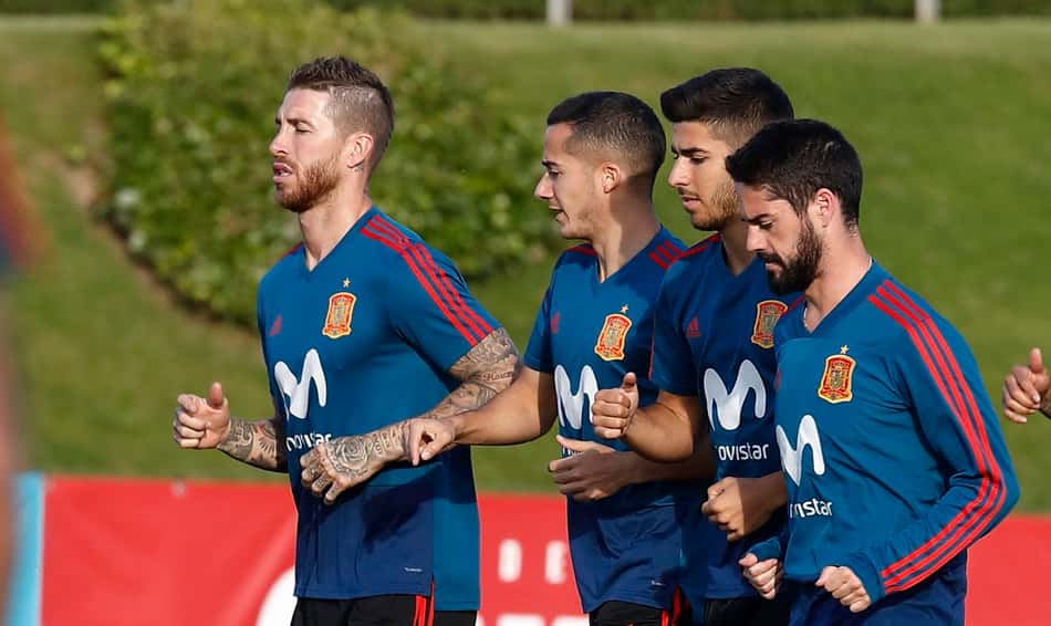 Atletas do Real Madrid se apresentam, e Espanha reúne convocados pela primeira vez
