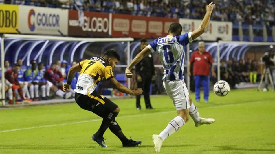 Dia de clássico! Na Ressacada, Avaí joga contra o Criciúma no Catarinense