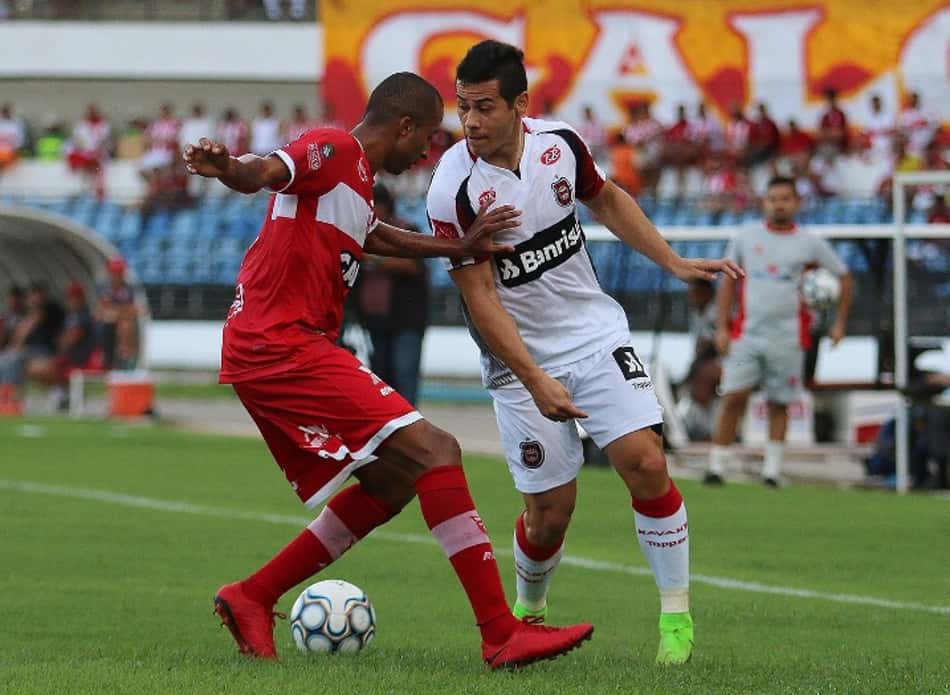 Xô, Z4! Brasil de Pelotas x CRB batalham para se afastar do rebaixamento