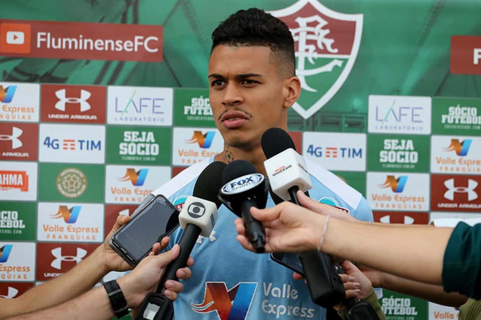 Richard fala com a imprensa em Brasília