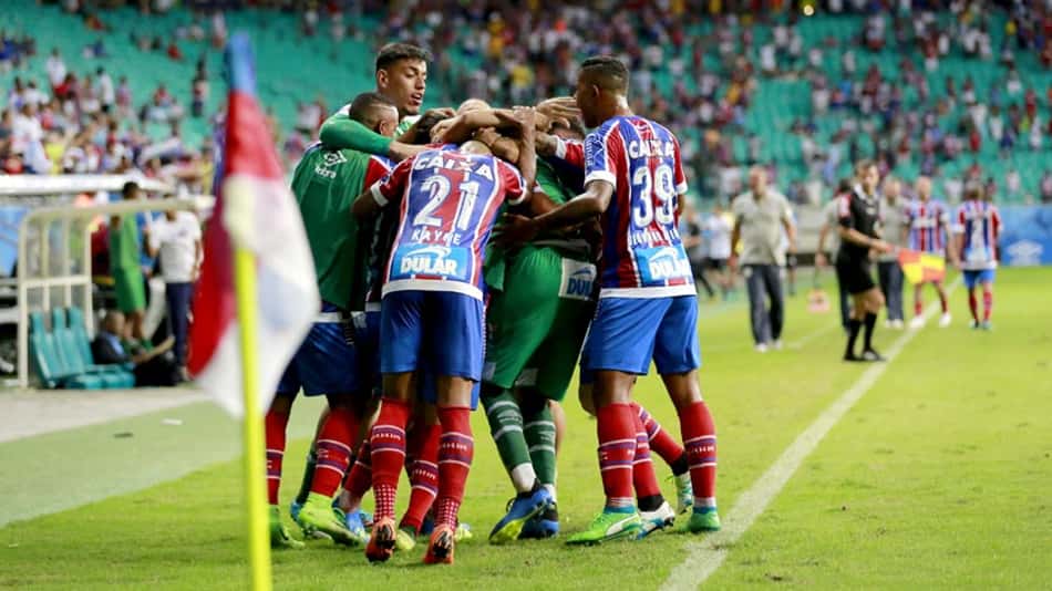 Após empate, Cláudio Prates sai em defesa dos jogadores do Bahia