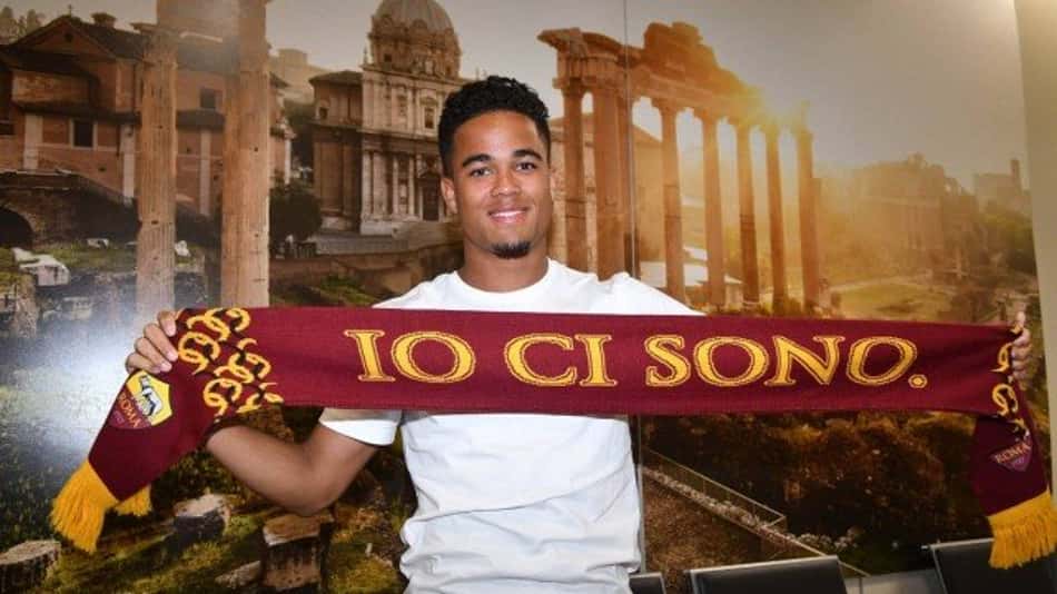 Roma supera o Tottenham e fecha com Justin Kluivert, ex-Ajax