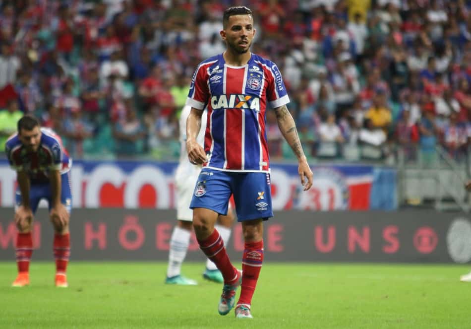 Volante do Bahia avisa: "Estamos bem preparados"