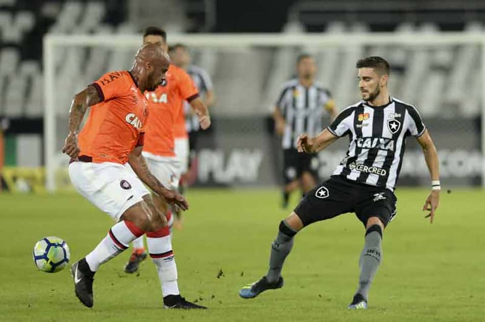 Três fatores indicam dificuldades para o Botafogo contra o Atlético-PR