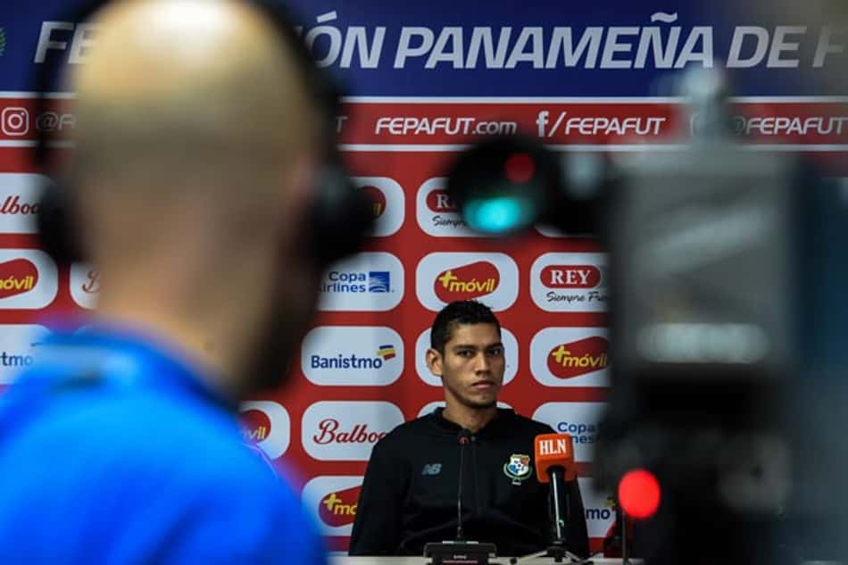 Volante do Panamá: 'Não estamos na Copa apenas para trocar camisas'