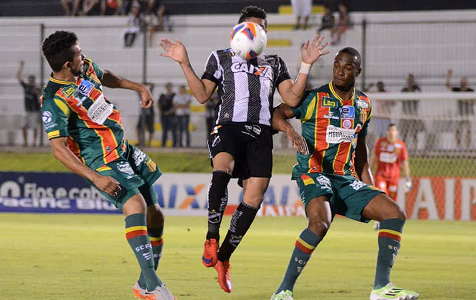 Copa do Nordeste pode "livrar a cara" dos irregulares Sampaio Corrêa e ABC