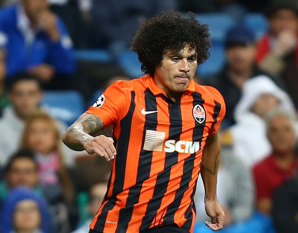 Atlético-PR encaminha acerto com o lateral Márcio Azevedo