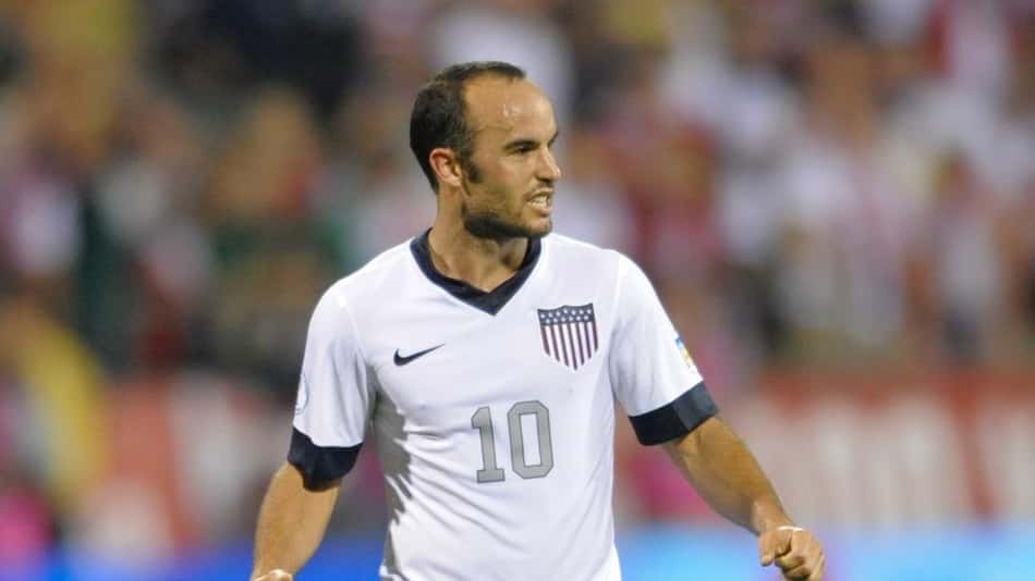 Lenda americana explica polêmica em campanha e admite torcida pelo México