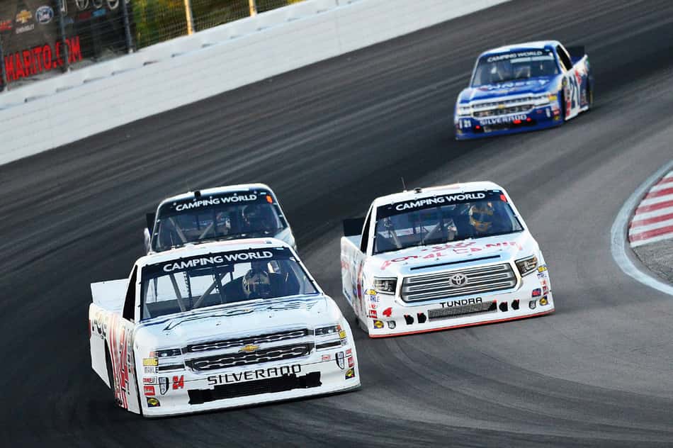 Justin Haley fatura a rodada de abertura de Playoffs na Truck Series