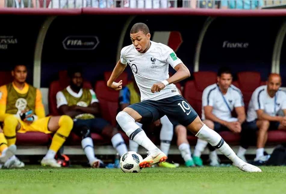 Jornal: Mbappé doa salário de R$ 90 mil por jogo na Copa para a caridade