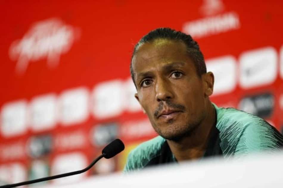 Português pede cuidado com Cavani e Suárez: 'Está cedo para fazer a mala'