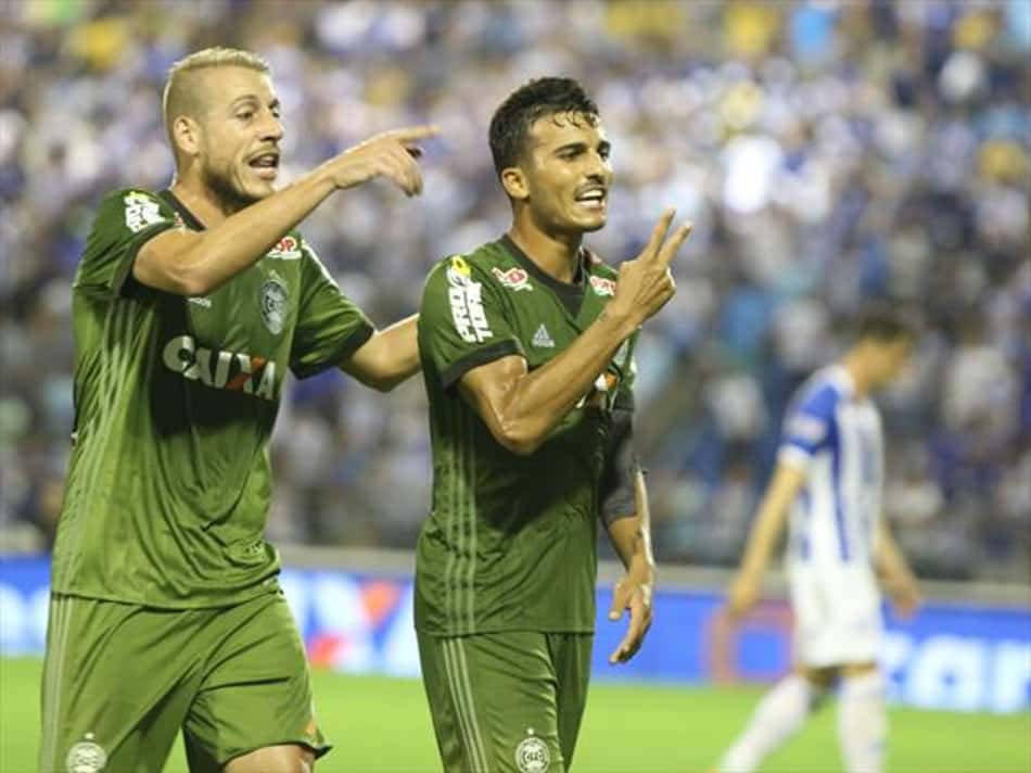 Após estrear pelo Coritiba, Uillian Correia projeta a primeira vitória pelo clube