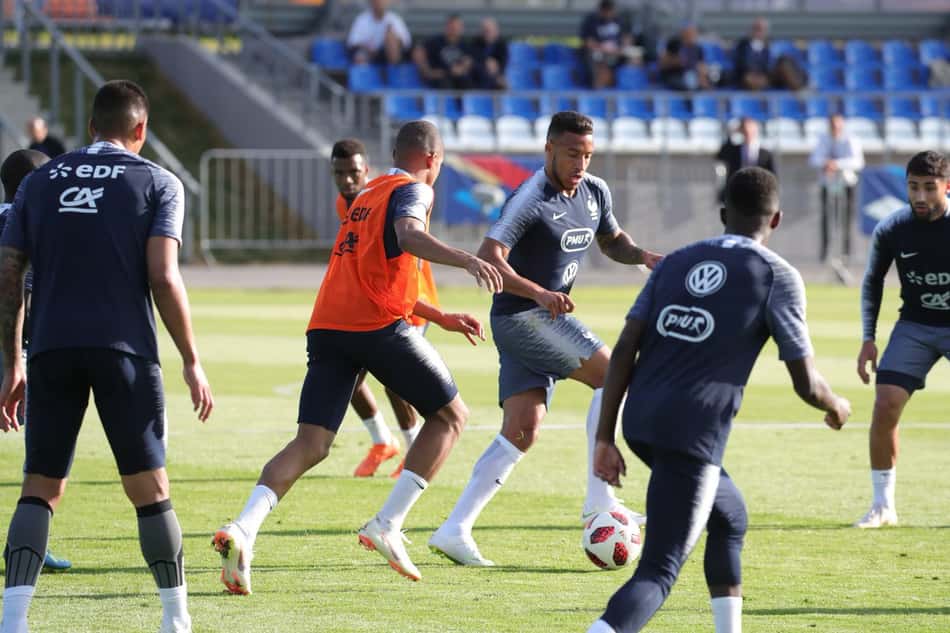 França faz treino fechado e mantém dúvida sobre substituto de Matuidi