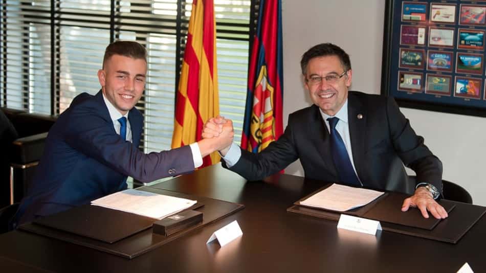 Barcelona anuncia renovação de contrato de Oriol Busquets