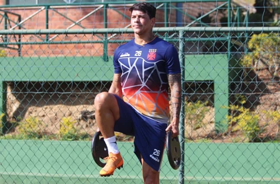 Liderança interna e união com torcida: Giovanni planeja retorno