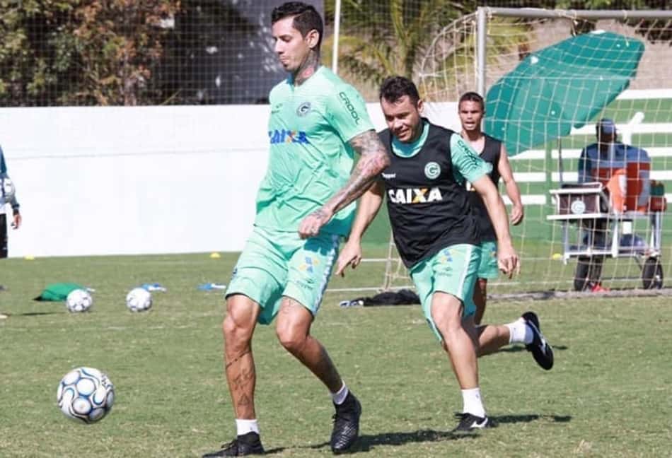 De olho no acesso, Victor Ramos espera jogo intenso contra o Criciúma