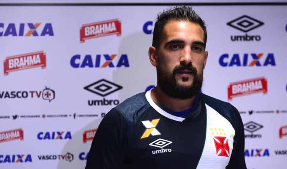 Justiça fixa condenação milionária do Vasco a favor de Escudero