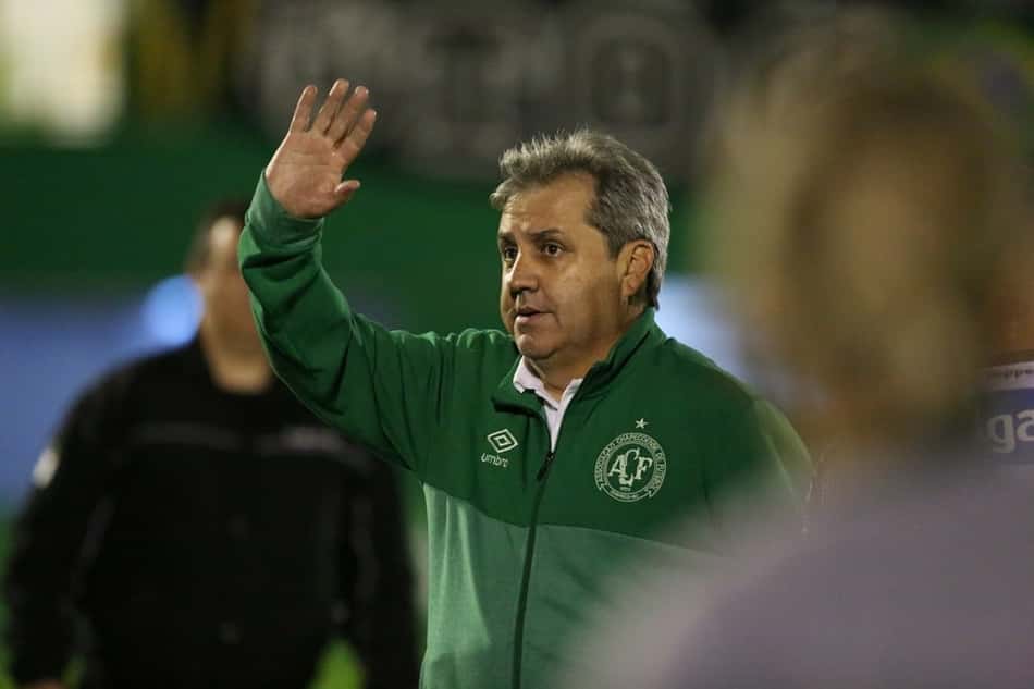 Kleina comenta atuação da Chape em empate com o Bahia: 'Faltou competitividade'