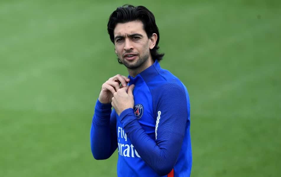 Meio de campo Javier Pastore