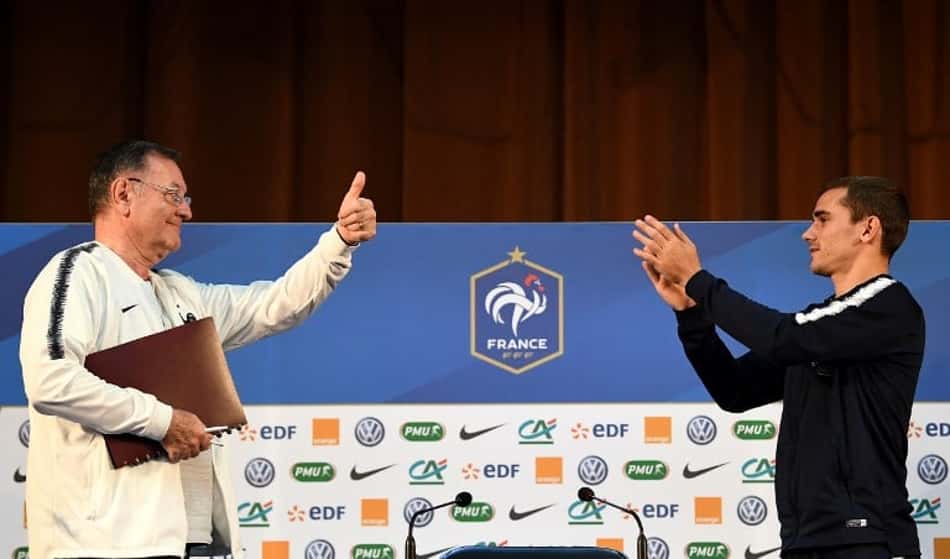 Franceses fazem piada, se despedem de assessor e Griezmann manda recado a Courtois: 'Joga no Barça?'