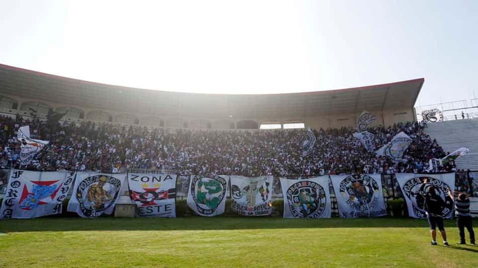 Com três mil torcedores, Vasco treina antes de 'decisão' na Copa do Brasil