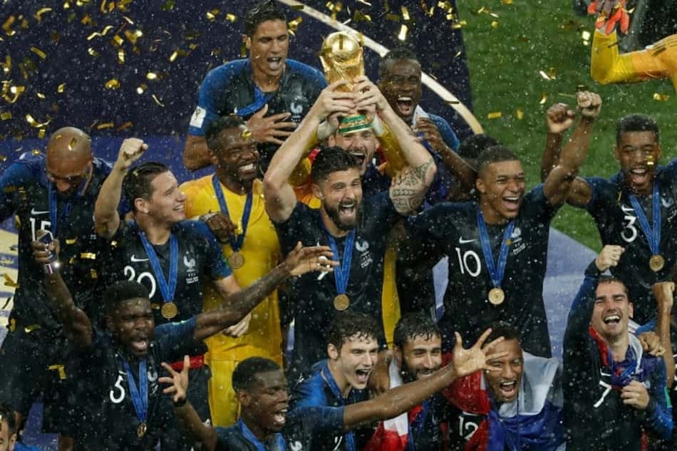 Giroud encerra a Copa do Mundo com zero chutes a gol e título mundial