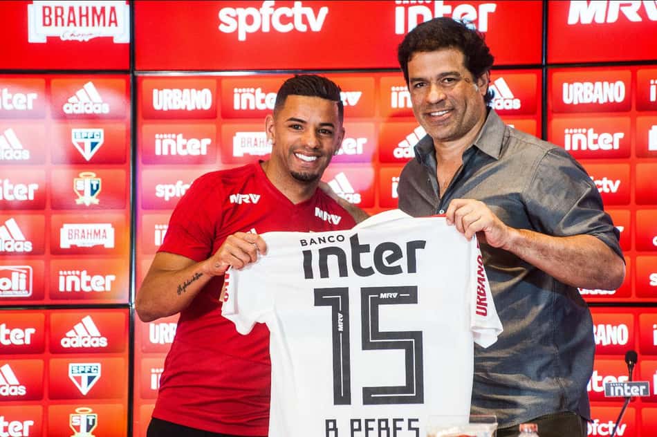 'Sim' imediato a Raí e cautela para estreia: Bruno Peres se apresenta