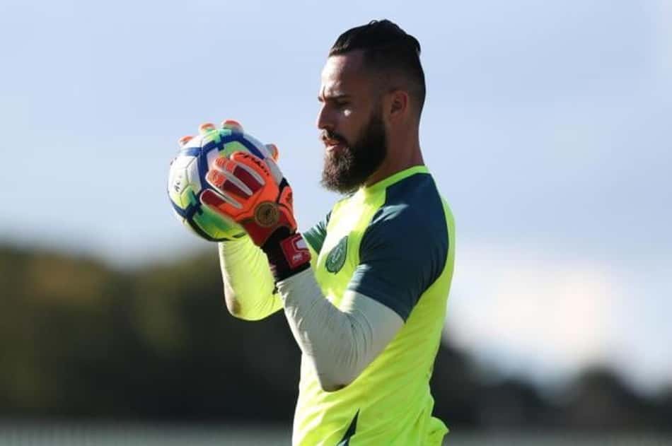 Mesmo sem ser anunciado, goleiro Jandrei já treina com elenco do Genoa