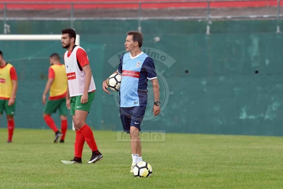 De Portugal, Everton continua acompanhando e torcendo pelo Sport