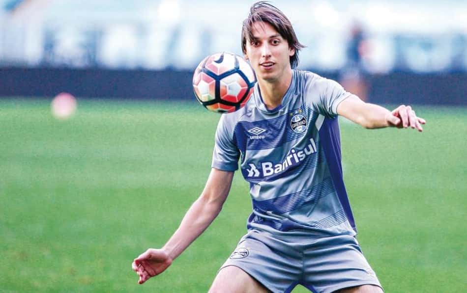 Geromel pede 'vontade' do Grêmio para avançar na Copa do Brasil