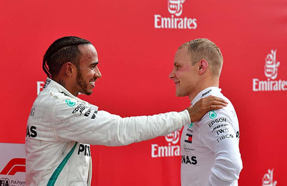 Hamilton considerou devolver posição para Bottas
