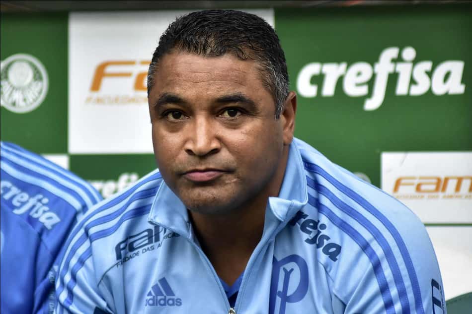 Roger vê crítica 'natural' da torcida do Verdão e exalta 'explosão' no 3º gol