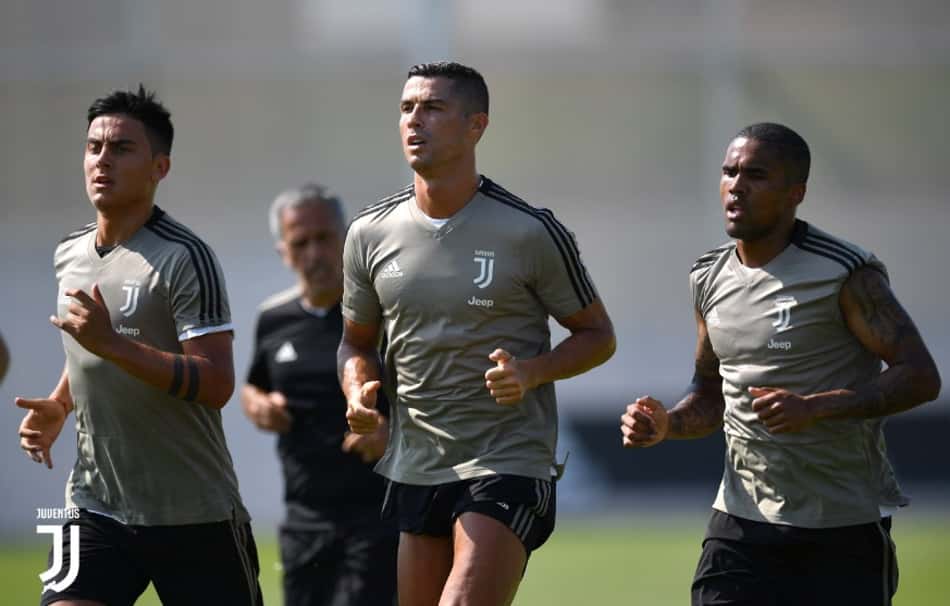 Saiba como foi o primeiro treinamento de CR7 na Juventus